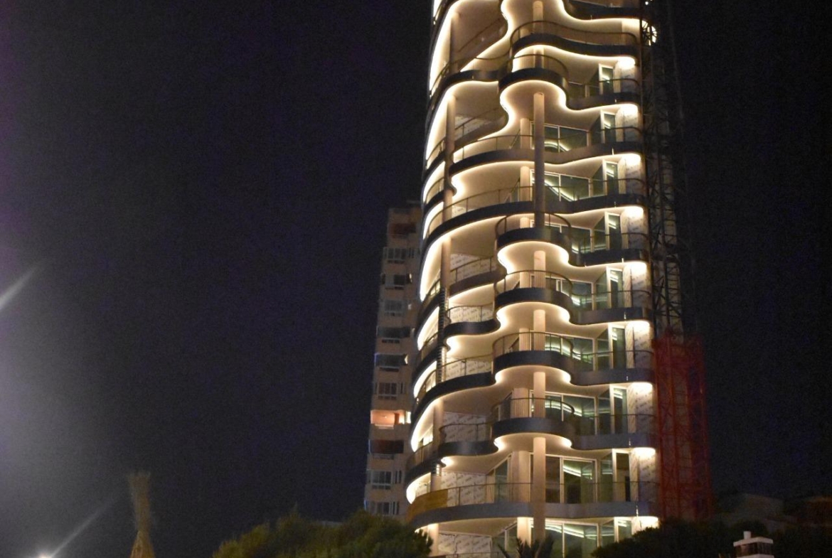 Homes with modern design and high technology on the front line