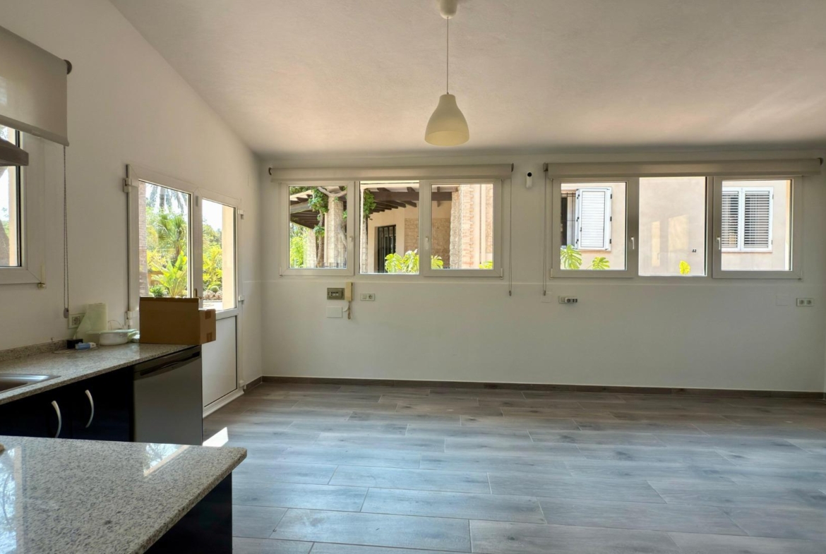 Exclusieve Villa Omringd door de natuur in Alicante