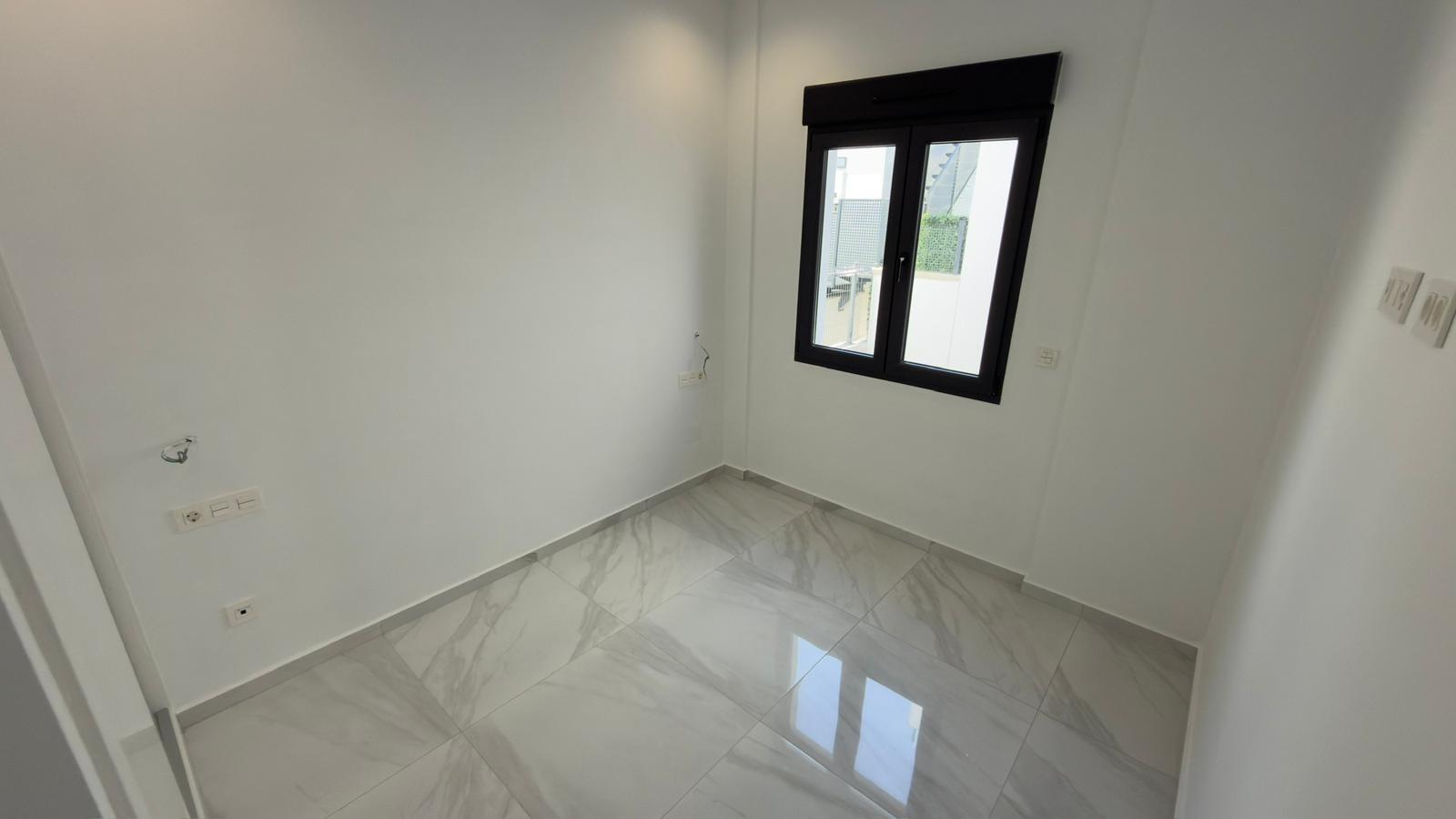 5-47-14 Exclusive villa in Polop with mountain views
