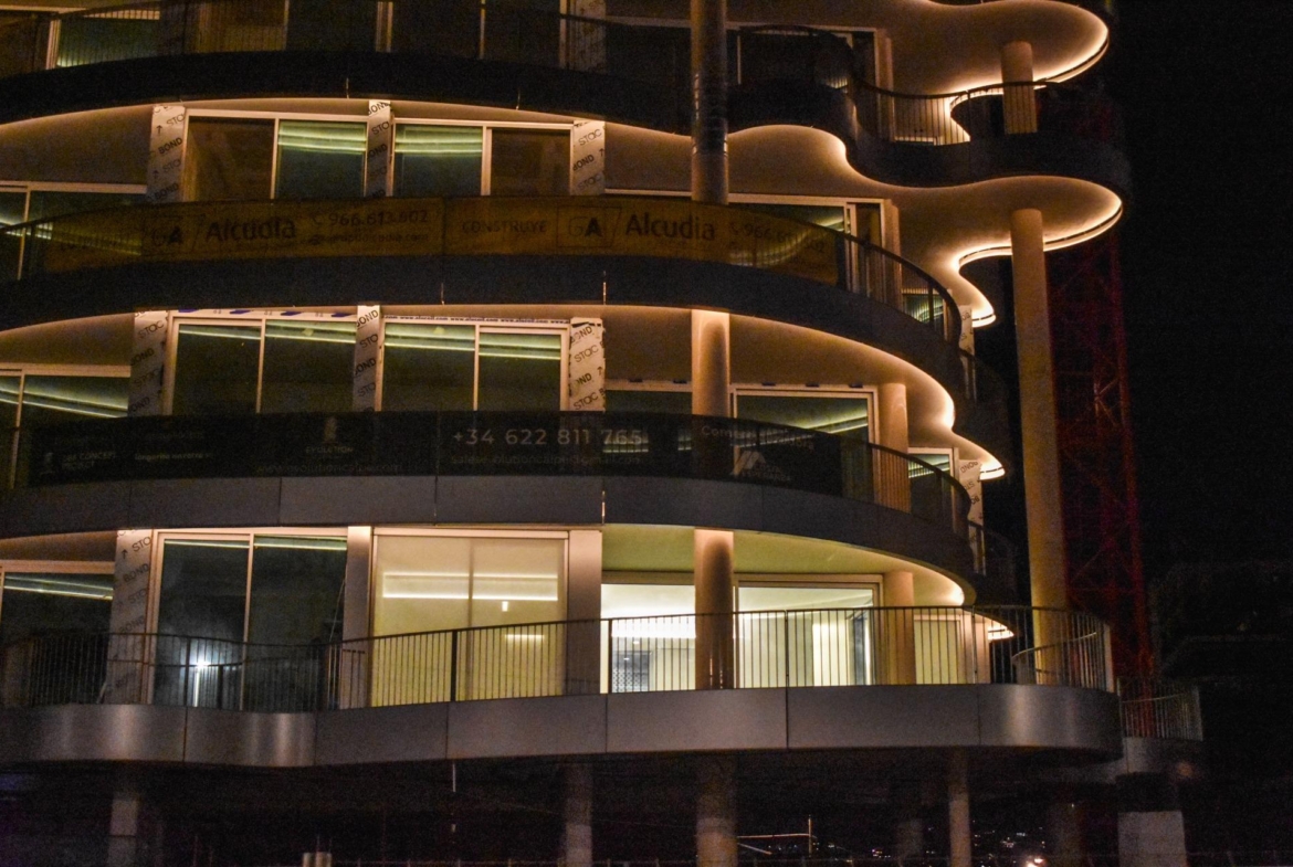 Homes with modern design and high technology on the front line