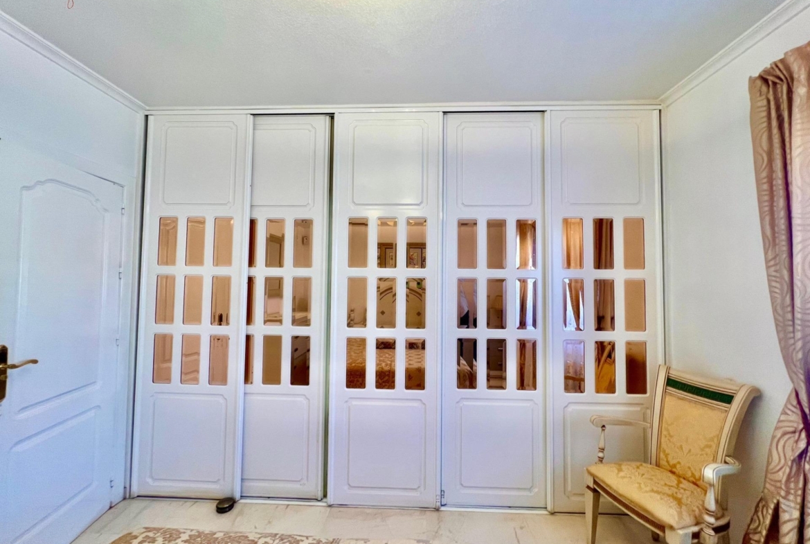 LUXURY AND LIGHT IN LOS BALCONES: YOUR VILLA WITH PRIVATE POOL AND HIGH POTENTIAL