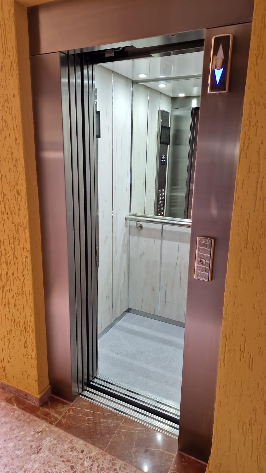 5-47-9 Amplio y Moderno Apartamento Reformado en Playa de San Juan
