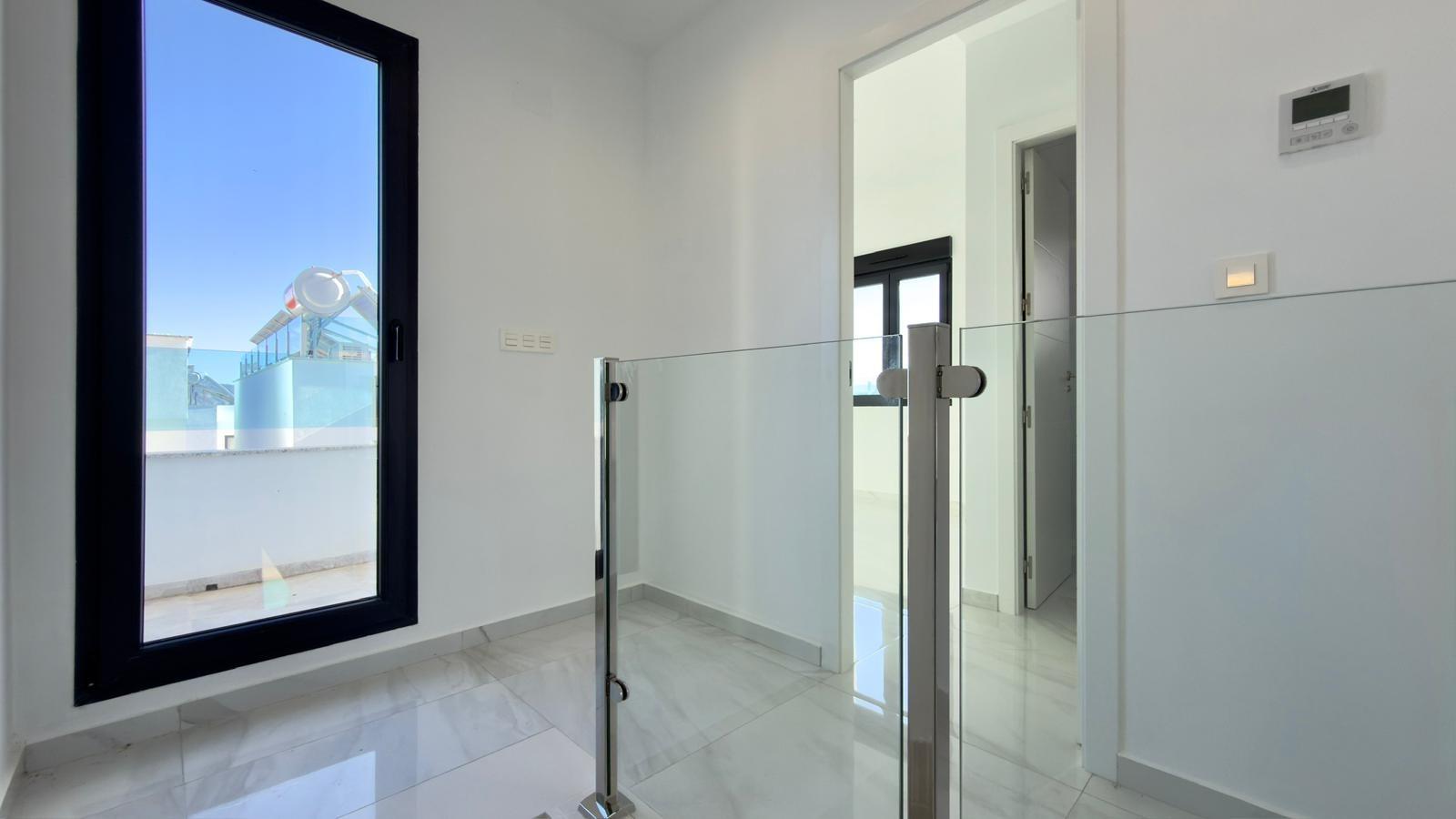5-48-14 Exclusive villa in Polop with mountain views