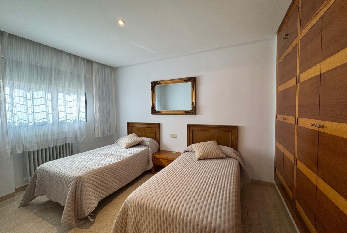 ESPECTACULAR VILLA EN CAMPOAMOR DE 847 M2 DE CASA Y 1500 M2 DE PARCELA. 7 DORM. 8 BAÑOS. PLAYA 750 M