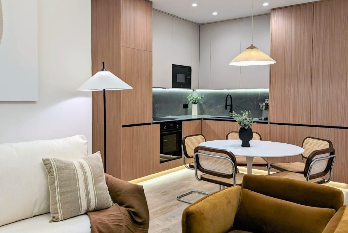 PISO EN VENTA TOTALMENTE REFORMADO EN RECOLETOS, BARRIO SALAMANCA (MADRID)