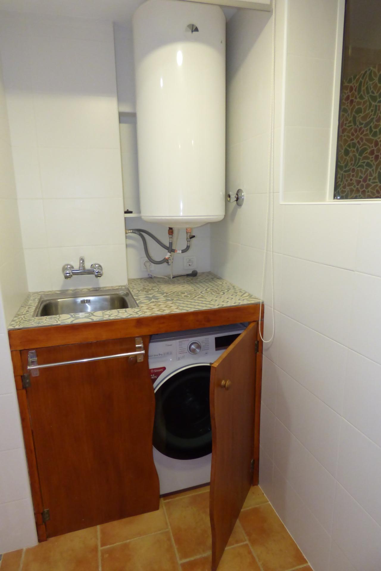 CHALET ADOSADO LISTO PARA ENTRAR A VIVIR EN SAN JUAN