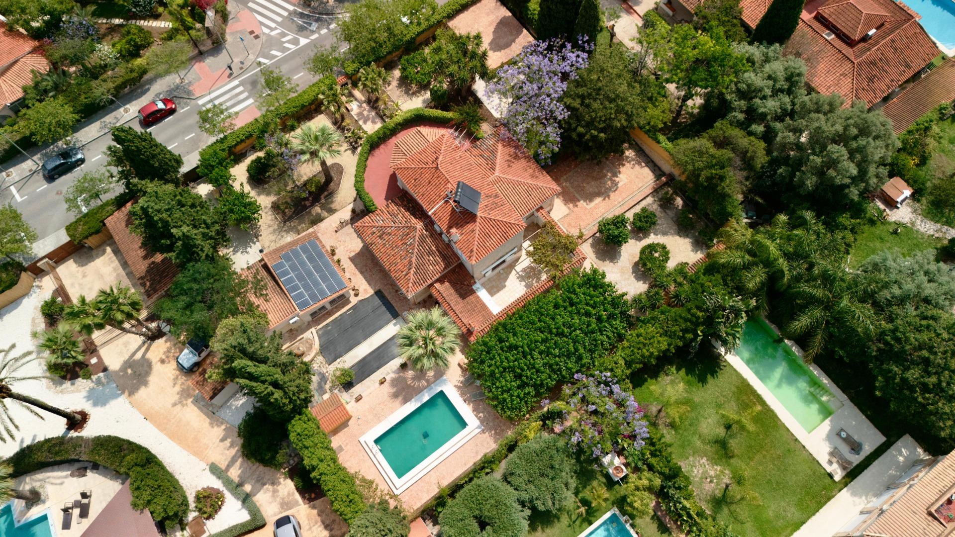 5-5-61 Exclusieve Villa Omringd door de natuur in Alicante