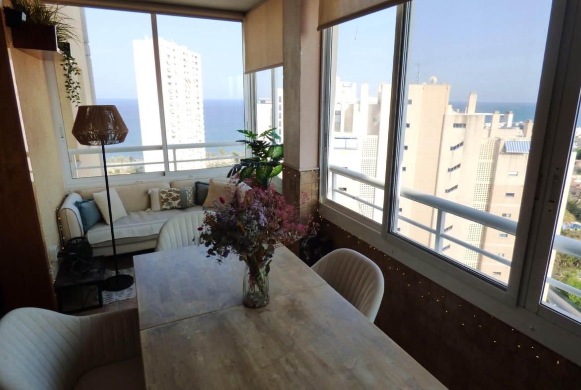 Espectacular vivienda con vistas panorámicas a la playa de Muchavista