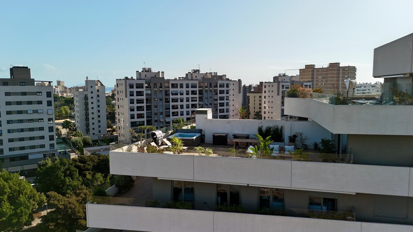 5-5-79 Exclusivo ático con impresionante terraza solárium en Azara, Pau 5