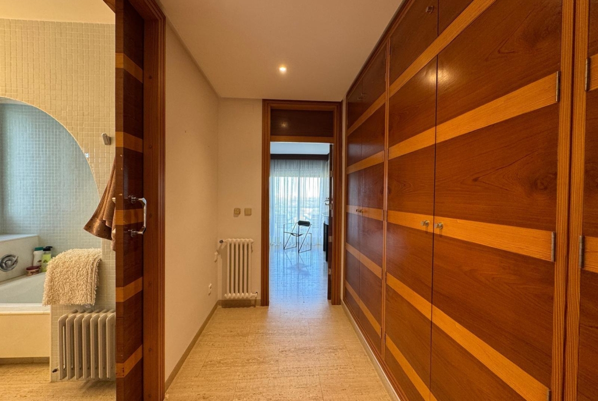 ESPECTACULAR VILLA EN CAMPOAMOR DE 847 M2 DE CASA Y 1500 M2 DE PARCELA. 7 DORM. 8 BAÑOS. PLAYA 750 M