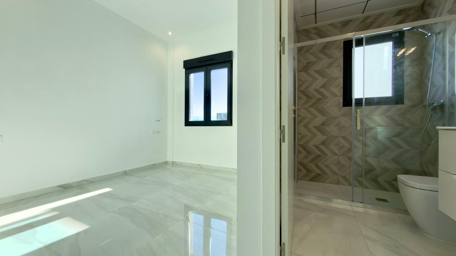 5-52-12 Exclusive villa in Polop with mountain views