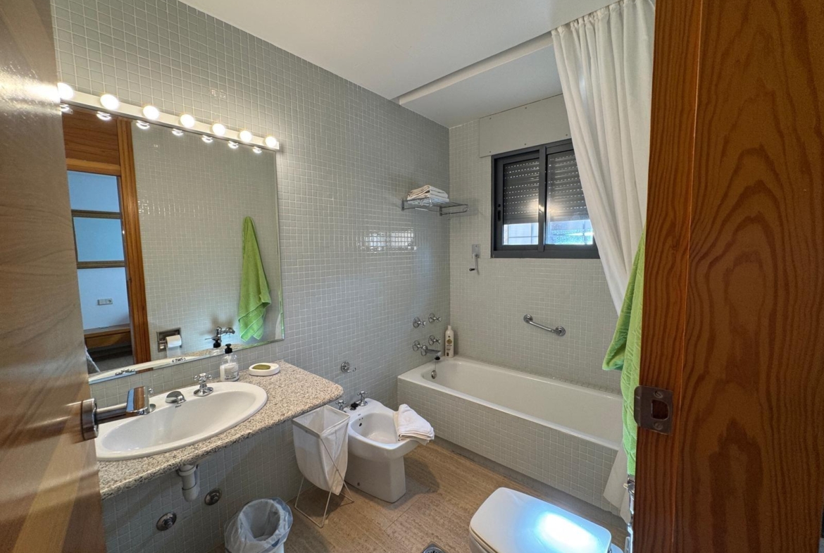ESPECTACULAR VILLA EN CAMPOAMOR DE 847 M2 DE CASA Y 1500 M2 DE PARCELA. 7 DORM. 8 BAÑOS. PLAYA 750 M