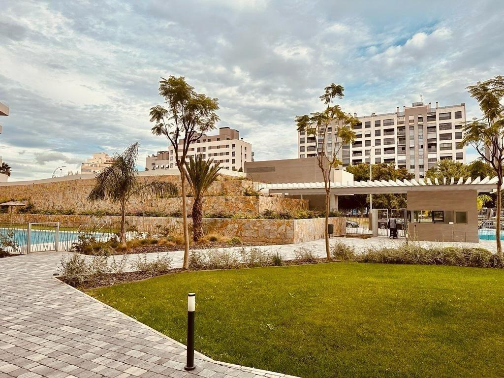 Exclusivo ático con impresionante terraza solárium en Azara, Pau 5