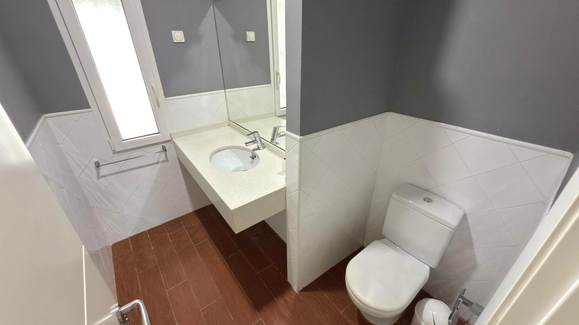 5-59-4 Exclusieve Villa Omringd door de natuur in Alicante