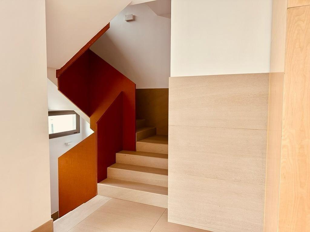 Exclusivo ático con impresionante terraza solárium en Azara, Pau 5
