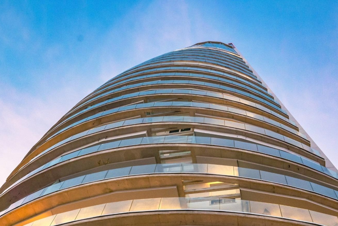 Last luxury apartments on the first line of Poniente beach