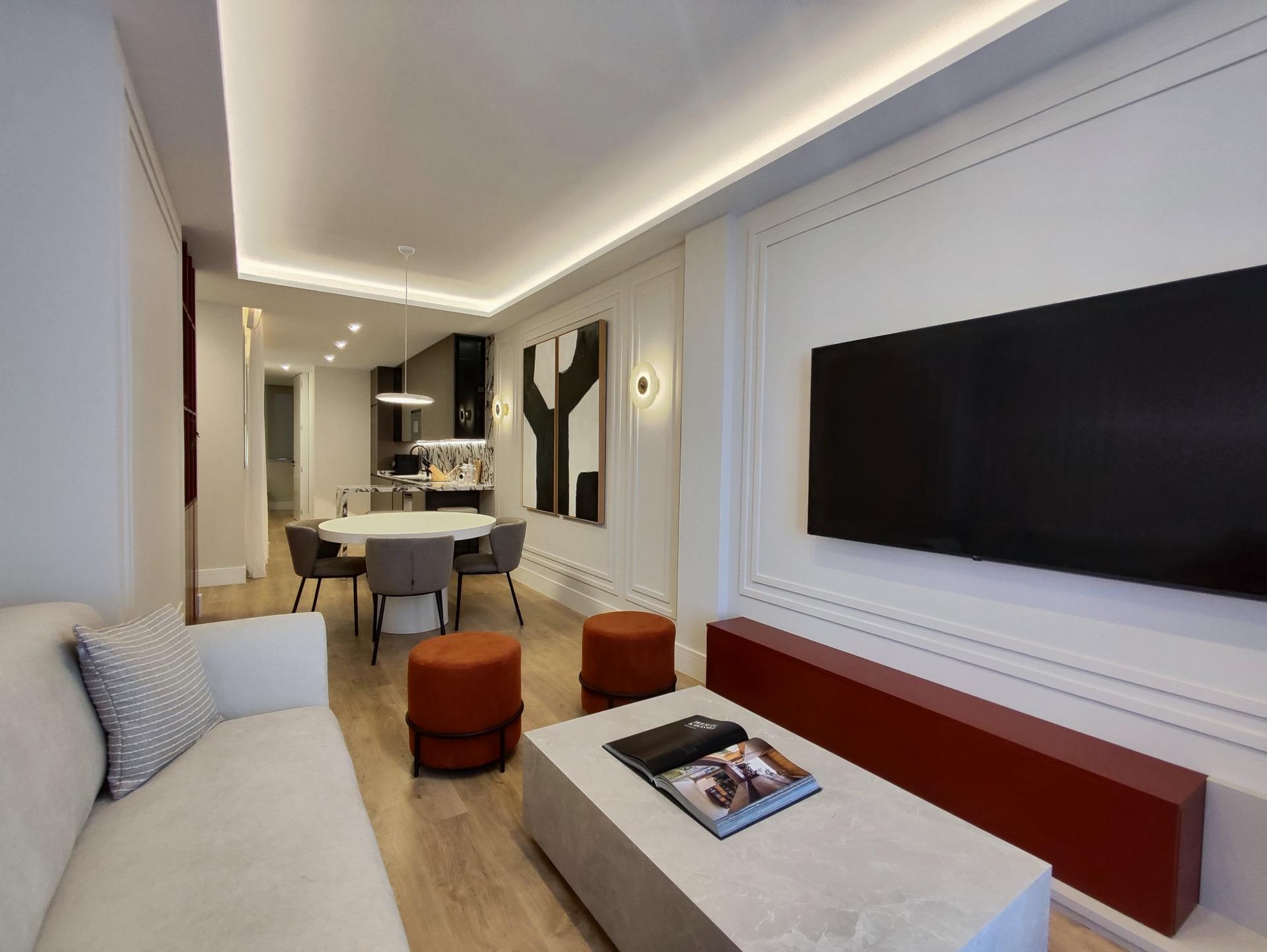 SPECTACULAR FULLY RENOVATED EXTERIOR APARTMENT IN GOYA, MADRID