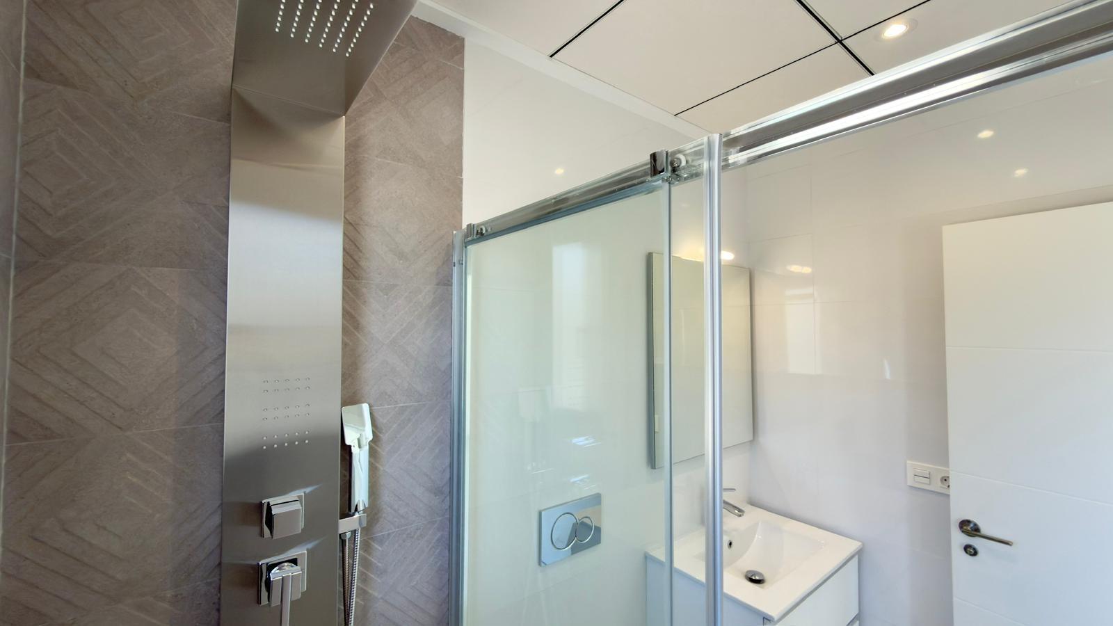 5-61-8 Exclusive villa in Polop with mountain views