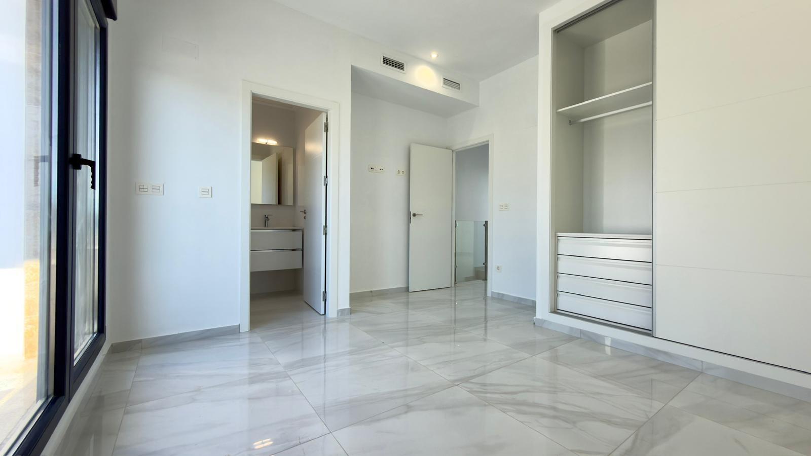 5-64-7 Exclusive villa in Polop with mountain views