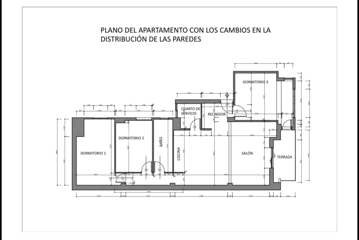 TOTALLY RENOVATED APARTMENT 20 METERS FROM THE BEACH WITH 100 M2 OF SURFACE. 3 BEDROOMS. 1 BATHROOMS.