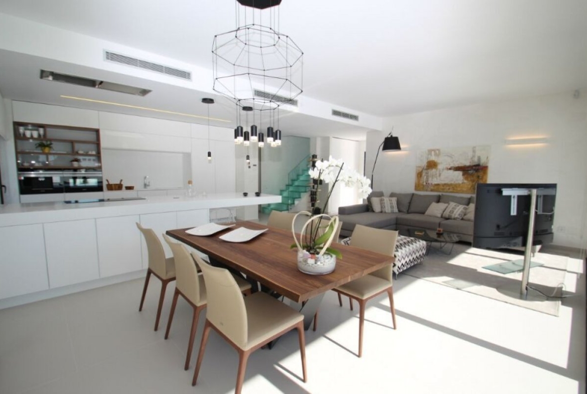 Independent Villas of San Miguel de Salinas – Bellavista. From 469 000 евро.