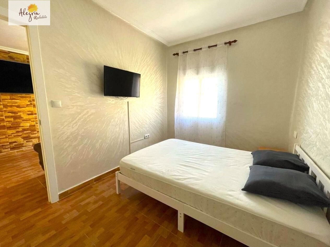 Apartment for sale (La Florida) 3 bedrooms + living room with balcony.