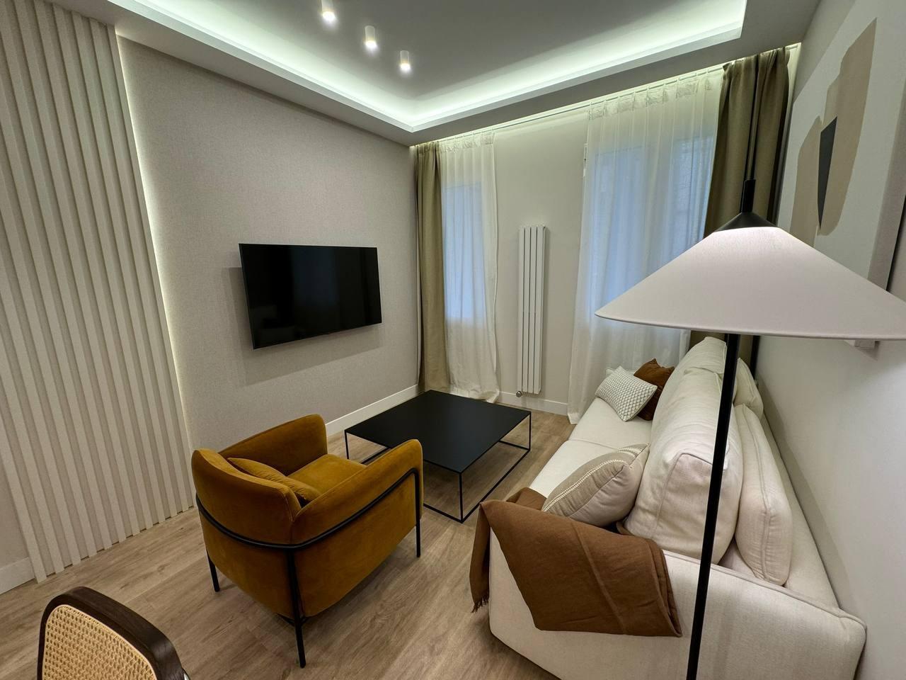 PISO EN VENTA TOTALMENTE REFORMADO EN RECOLETOS, BARRIO SALAMANCA (MADRID)