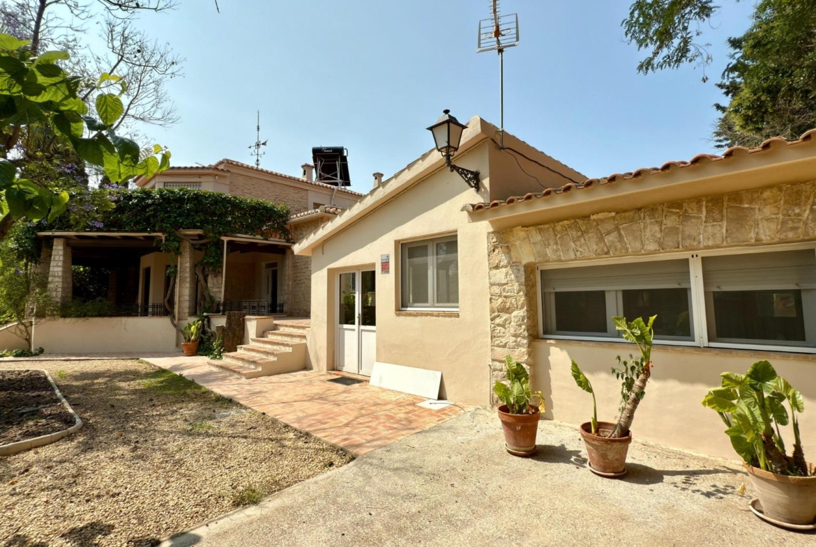 Exclusieve Villa Omringd door de natuur in Alicante