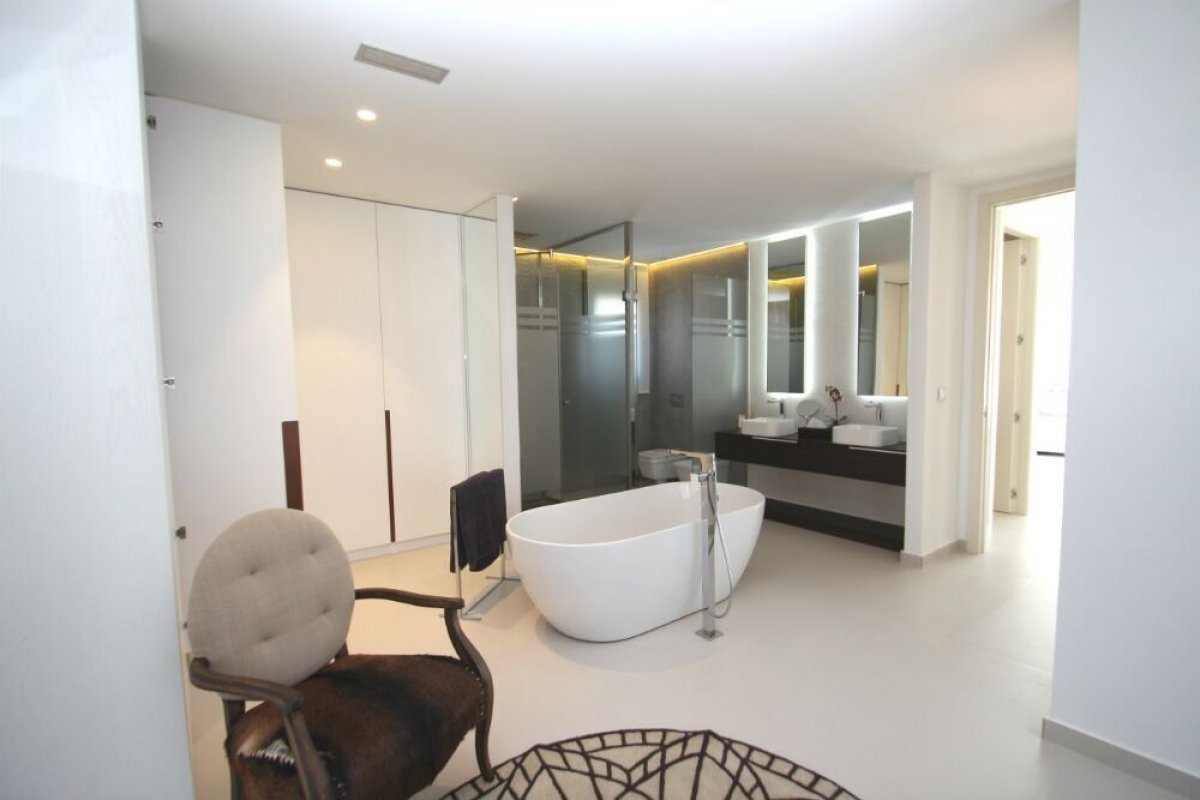 5-8-1 Independent Villas of San Miguel de Salinas – Bellavista. From 469 000 евро.
