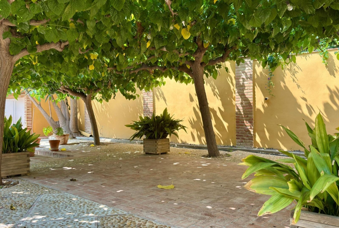 Exclusieve Villa Omringd door de natuur in Alicante
