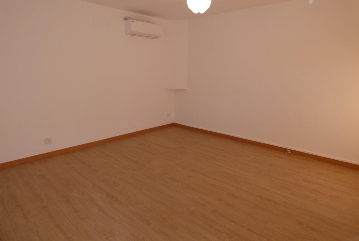 CHALET ADOSADO LISTO PARA ENTRAR A VIVIR EN SAN JUAN
