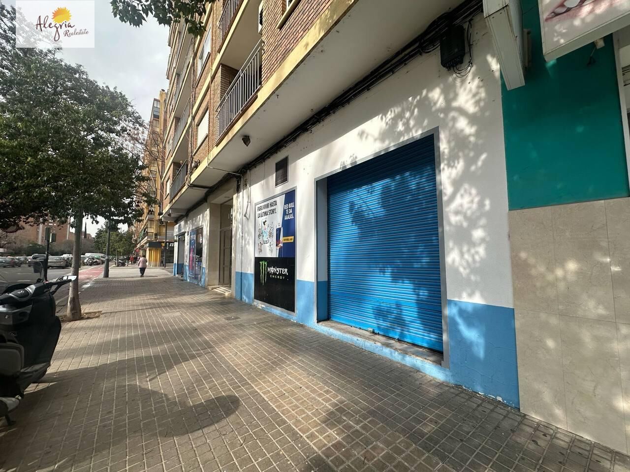 6-1-39 Commercial Premises for Sale in One of the Best Areas of Valencia