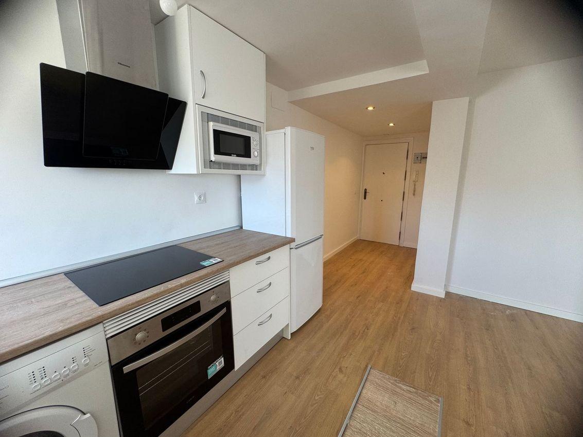 6-1-49 FULLY RENOVATED AND VERY BRIGHT APARTMENT FOR SALE IN BARRIO DEL PILAR, MADRID