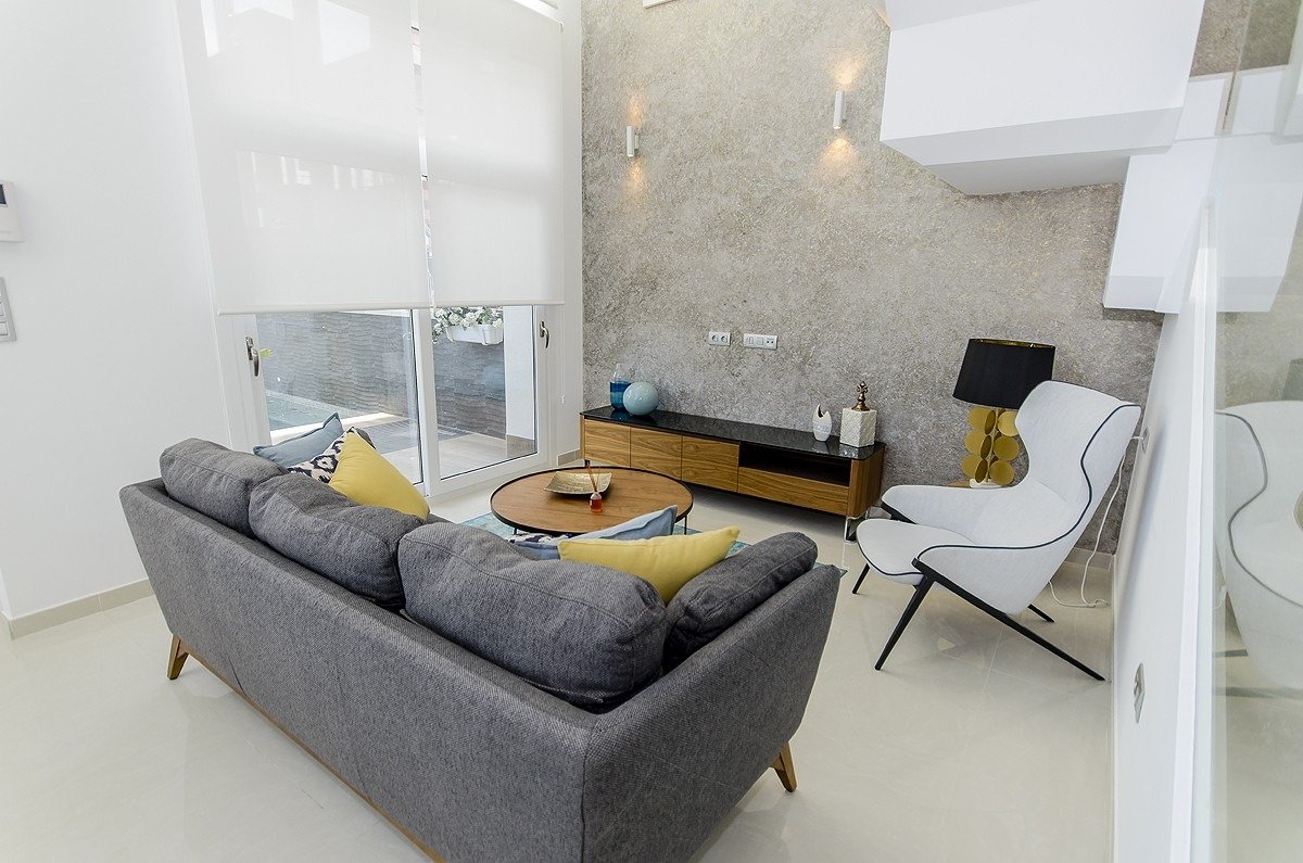 6-10-1 NEW BUILT VILLA IN PLAYA HONDA