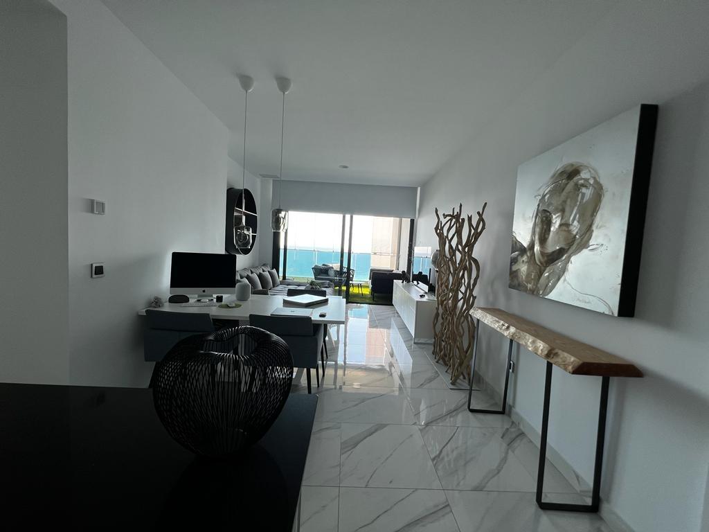 Exclusivo apartamento con vistas al mar en Sunset Dive