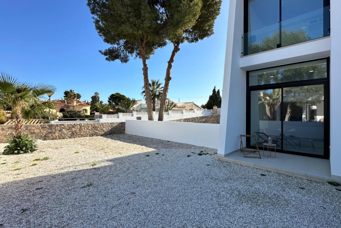Newly built semi-detached single-family homes