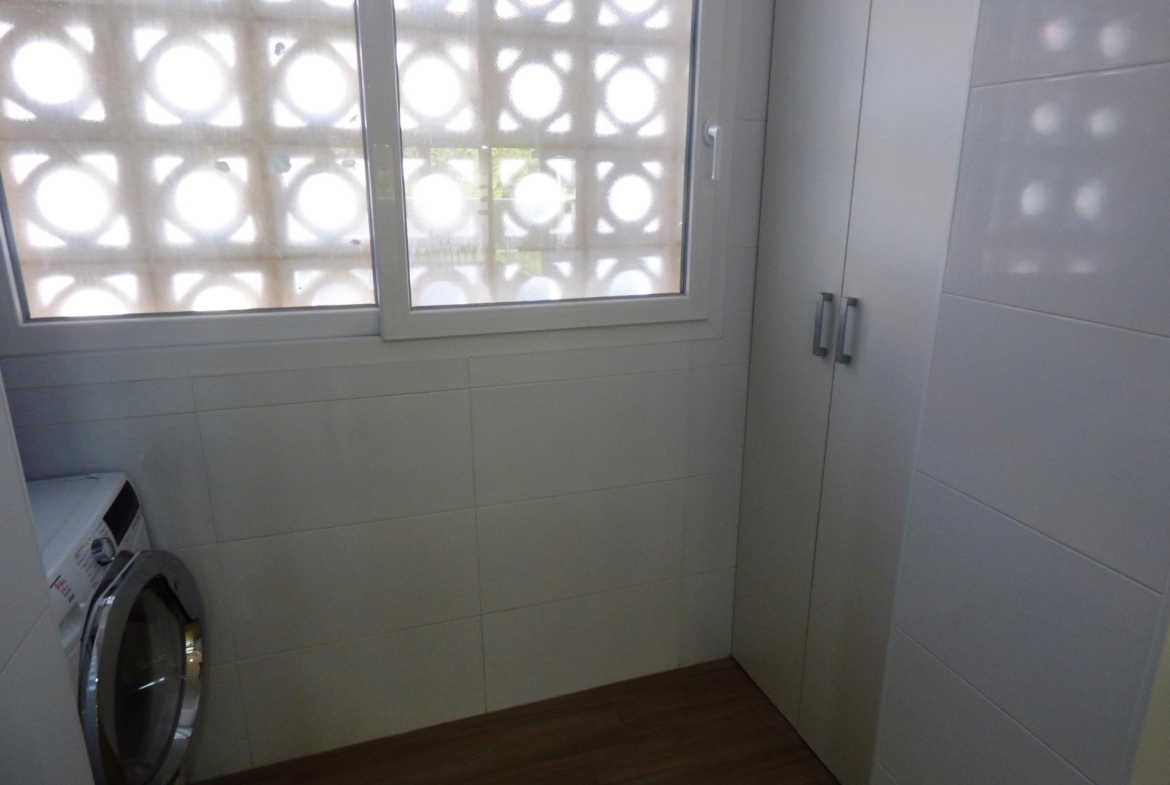 Exclusiva Casa Totalmente Renovada casi en Primera Línea de Playa en Cabo Huertas