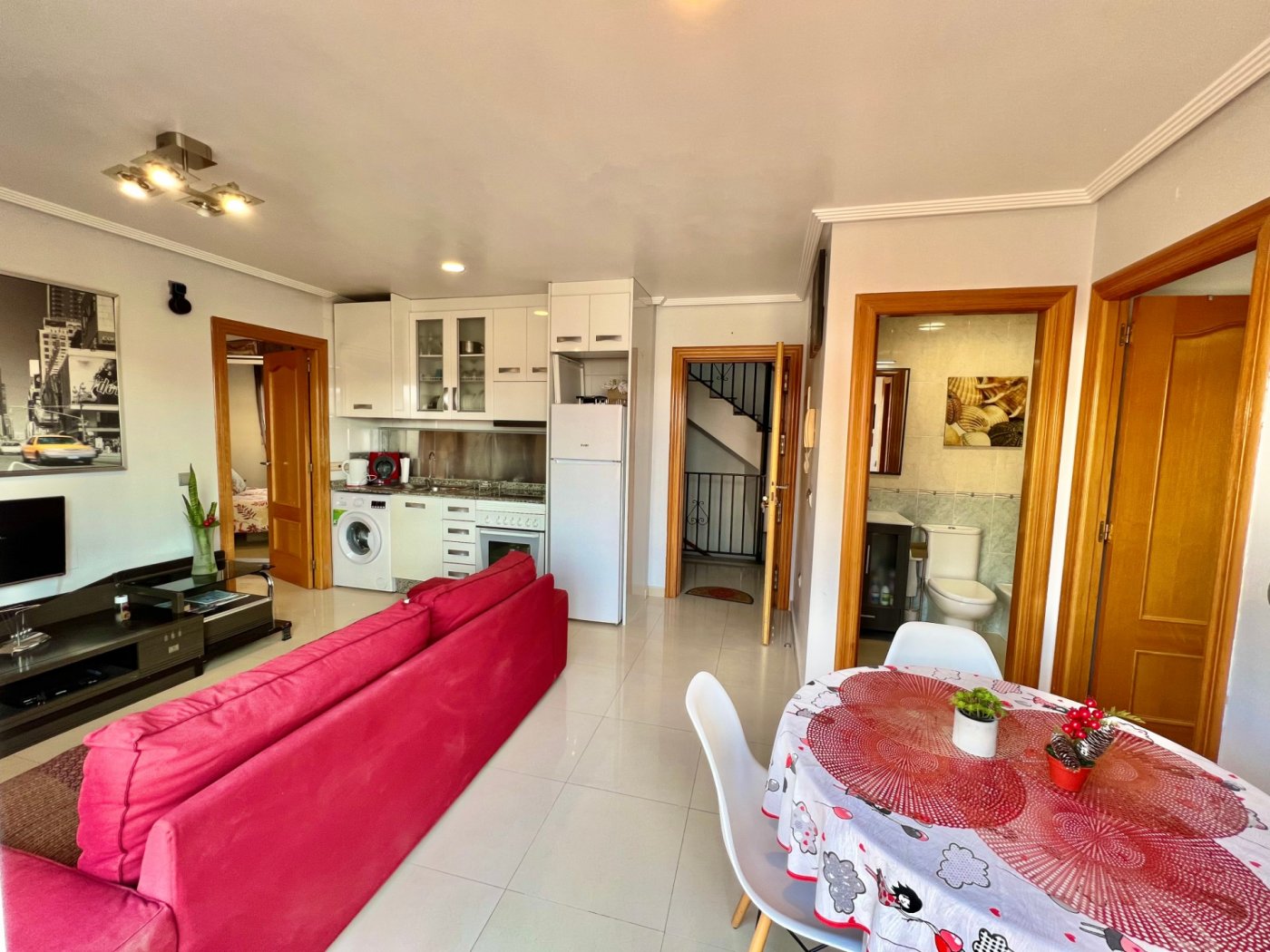 Penthouse met 30m2 terras. Zuidwaarts. 400m van het strand. Toeristenvergunning. Centrale locatie.