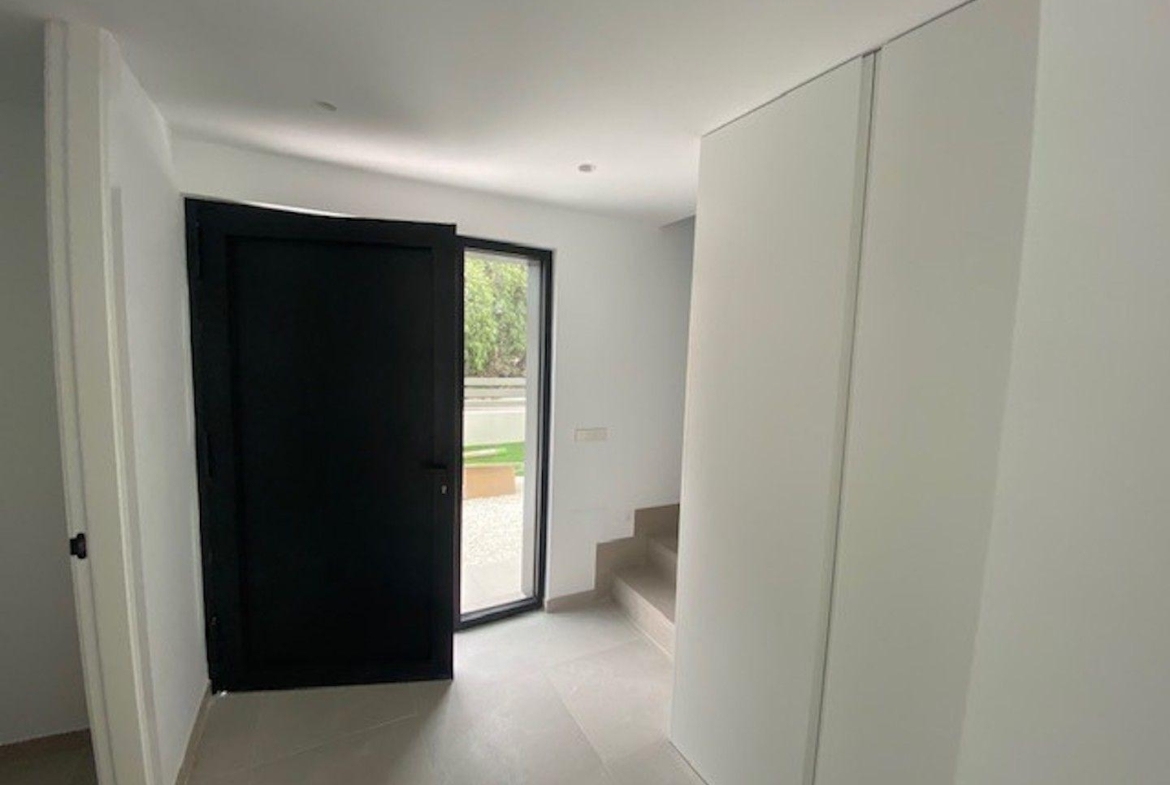 LUXURY VILLA’S IN MONTEZENIA