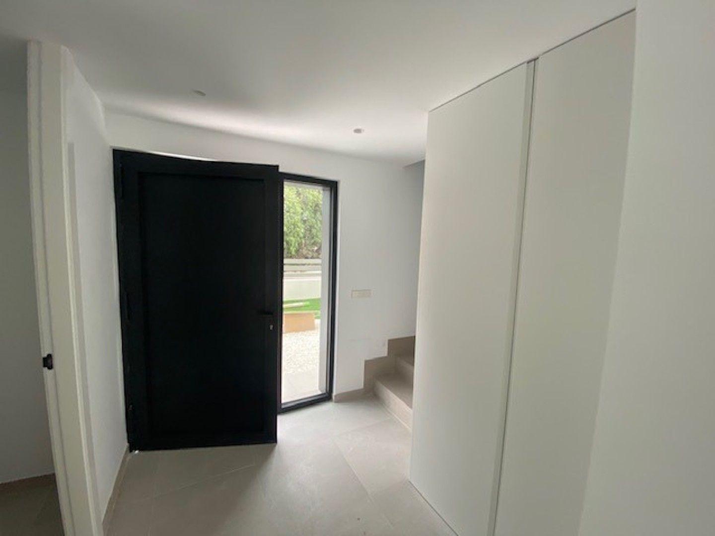 LUXURY VILLA’S IN MONTEZENIA
