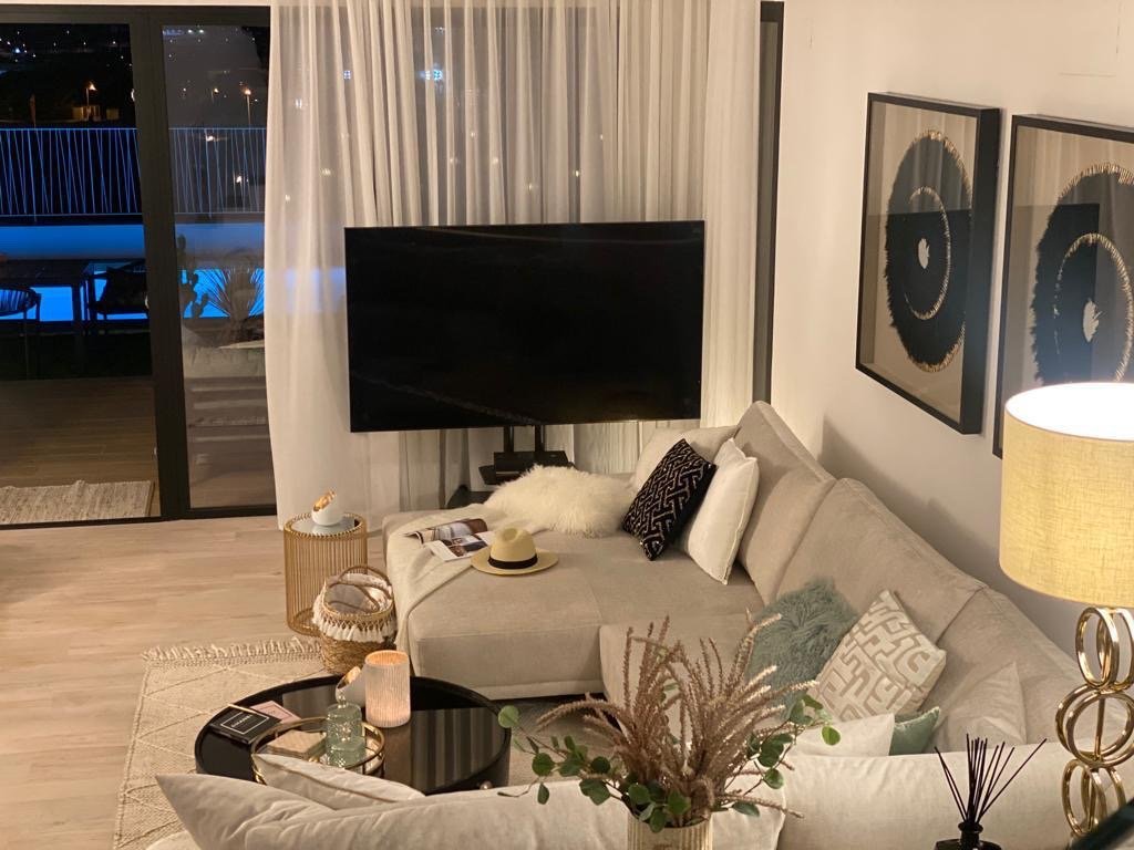 VILLA TE KOOP IN FINESTRAT