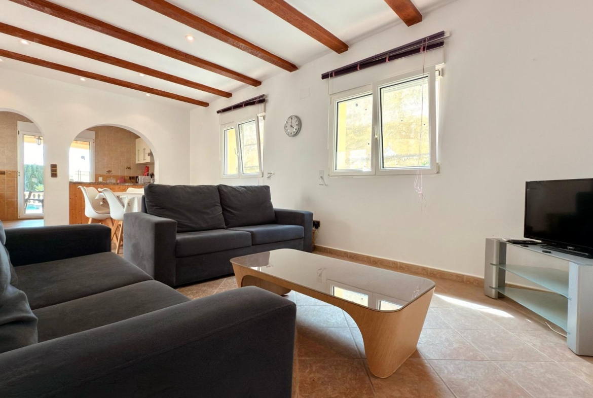 Exclusive Mediterranean villa in Calpe with large pool and panoramic views