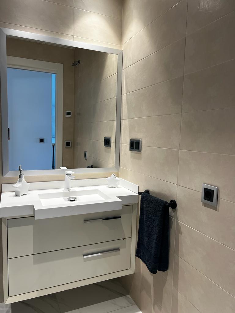 6-15-31 Exclusivo apartamento con vistas al mar en Sunset Dive