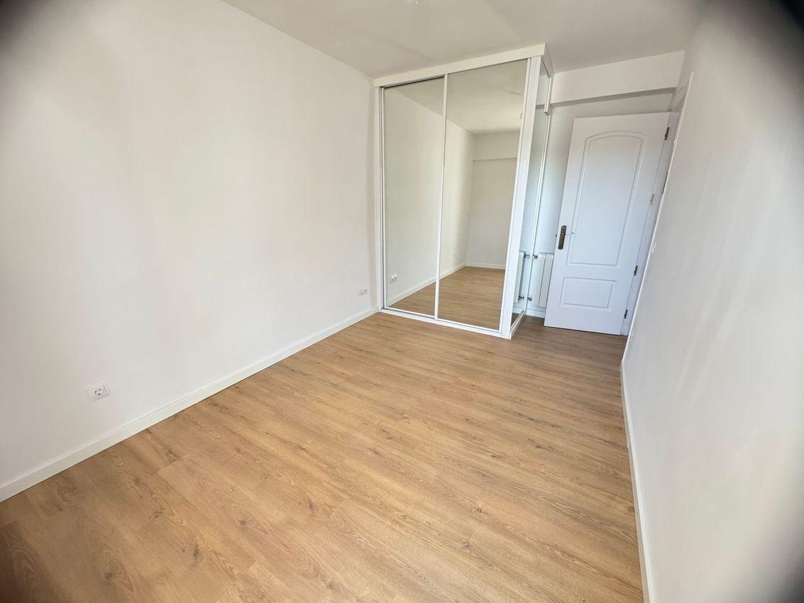 6-17-33 FULLY RENOVATED AND VERY BRIGHT APARTMENT FOR SALE IN BARRIO DEL PILAR, MADRID