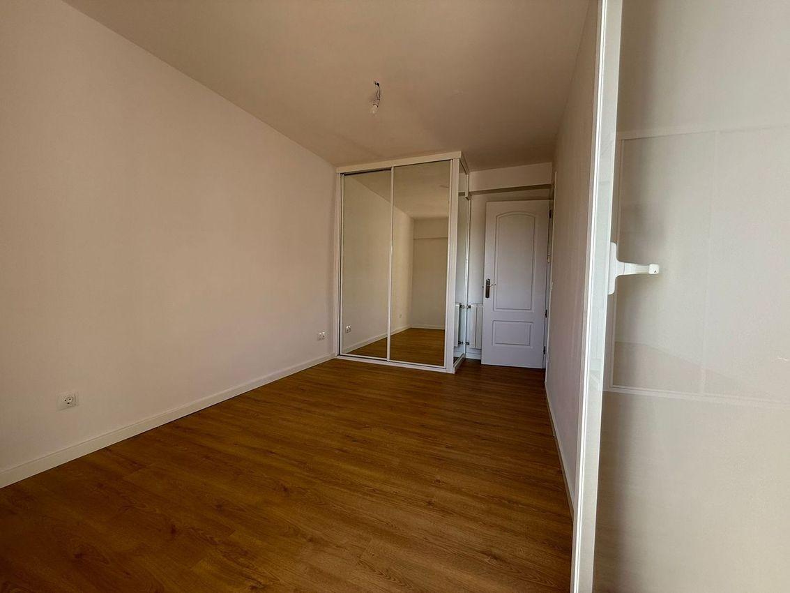 6-18-31 FULLY RENOVATED AND VERY BRIGHT APARTMENT FOR SALE IN BARRIO DEL PILAR, MADRID