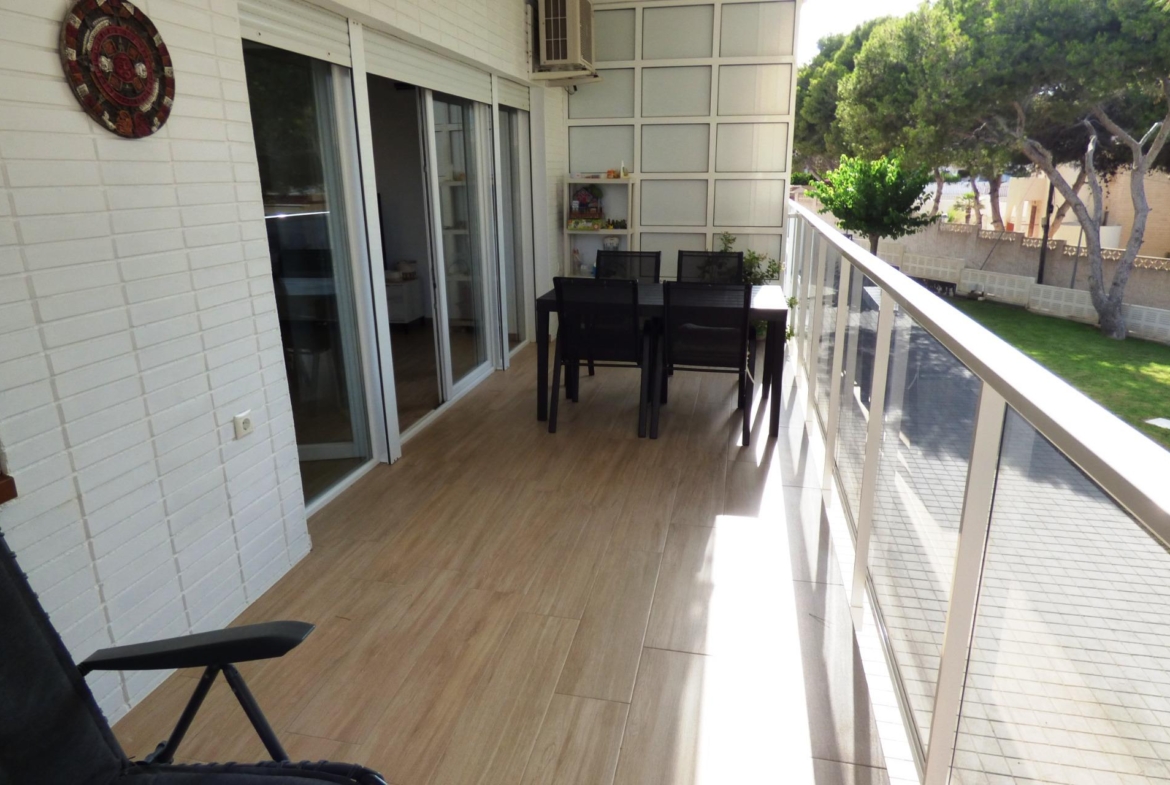 Exclusiva Casa Totalmente Renovada casi en Primera Línea de Playa en Cabo Huertas