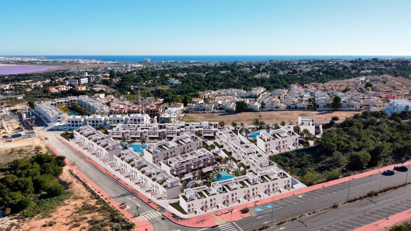 6-20-5 NEW BUILD RESIDENTIAL OF BUNGALOW APARTMENTS IN LOS BALCONES