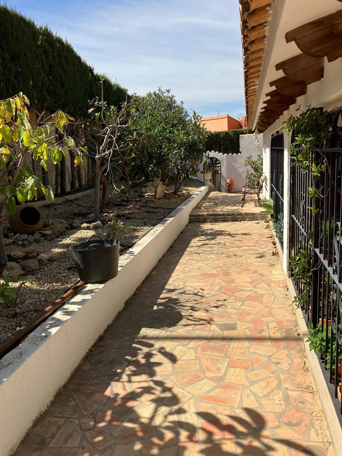 Villa in Albir