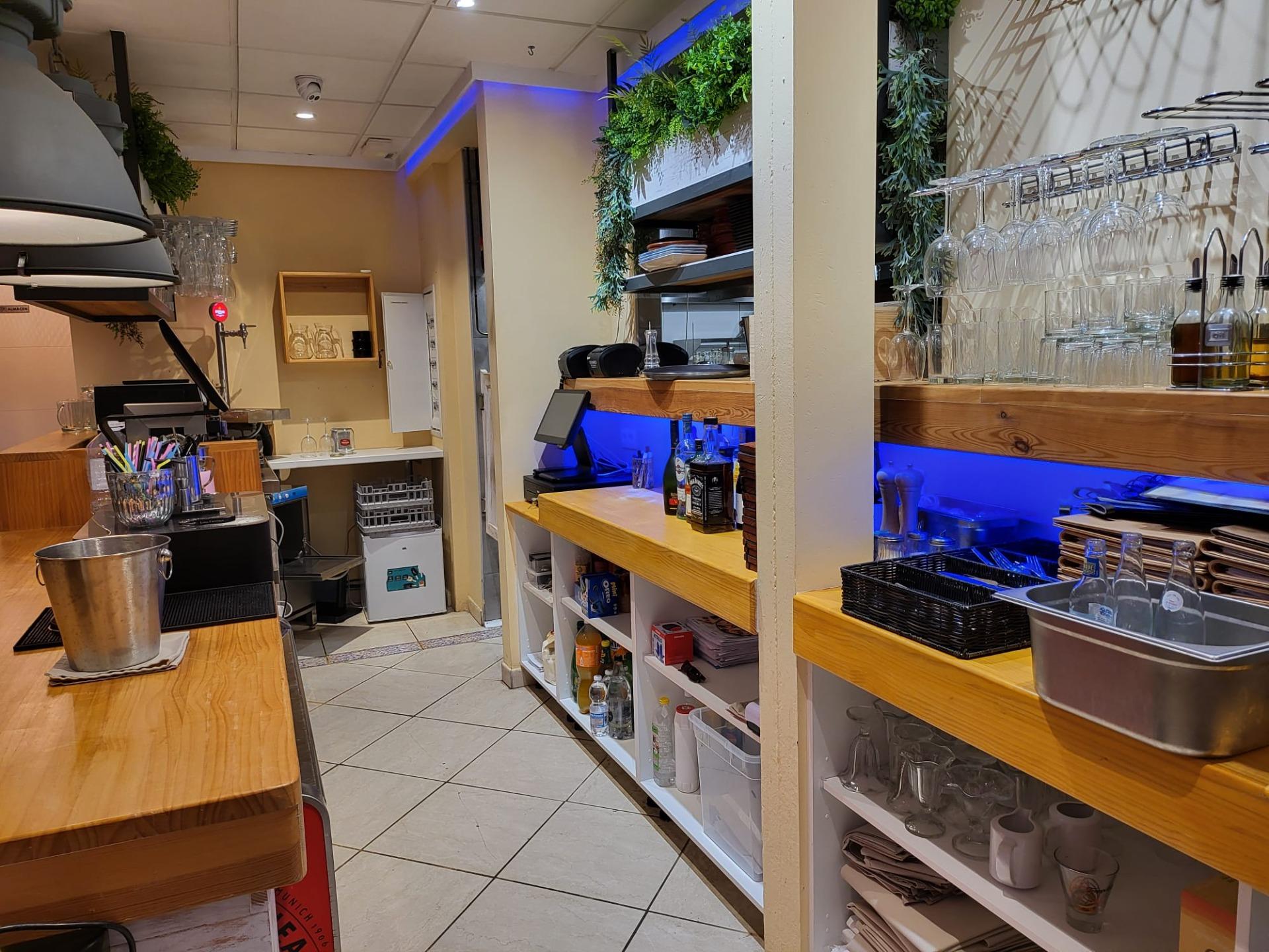 6-22-21 Unique opportunity in Calpe: beachfront restaurant ready to operate