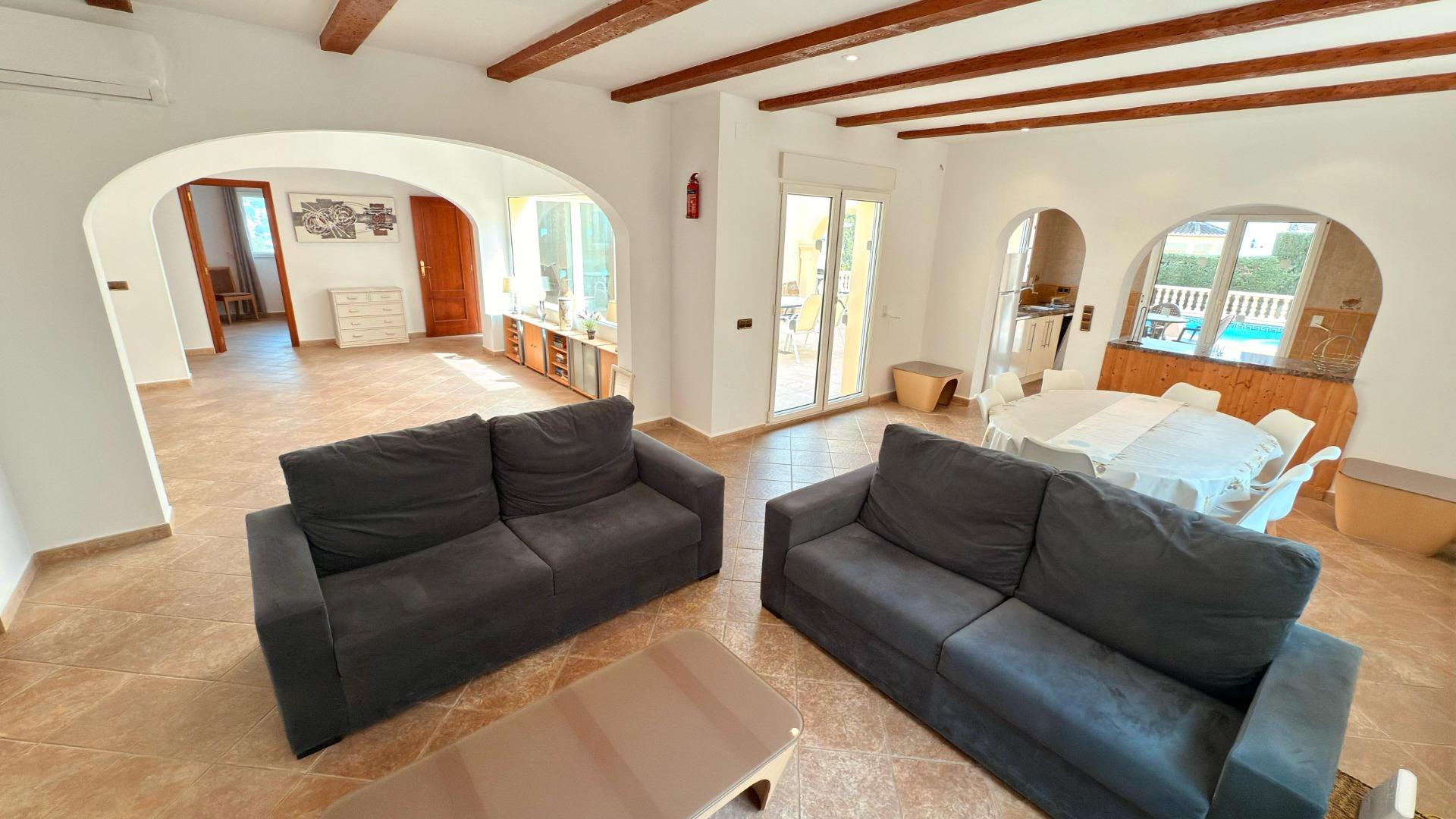 6-25-15 Exclusive Mediterranean villa in Calpe with large pool and panoramic views